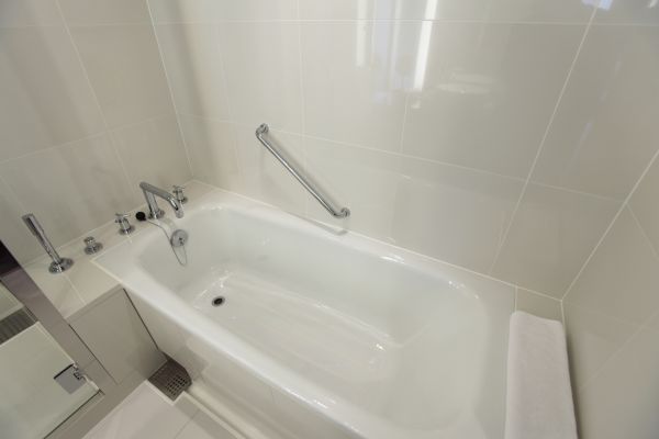 Cost of Bathtub Repair in Missouri City