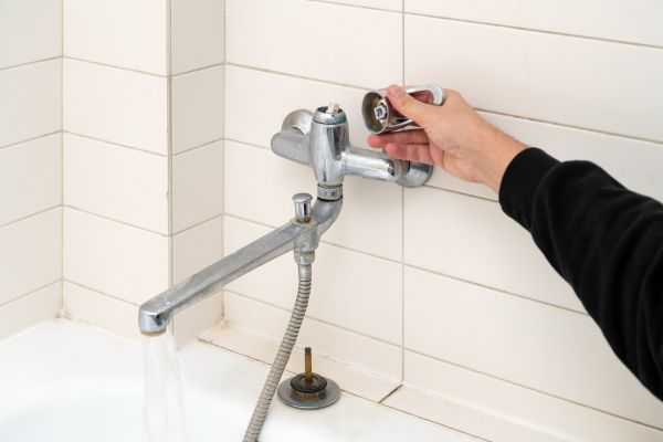 Cost of Shower Handle Repair in Missouri City